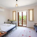 Villa Oezguer Ortaca