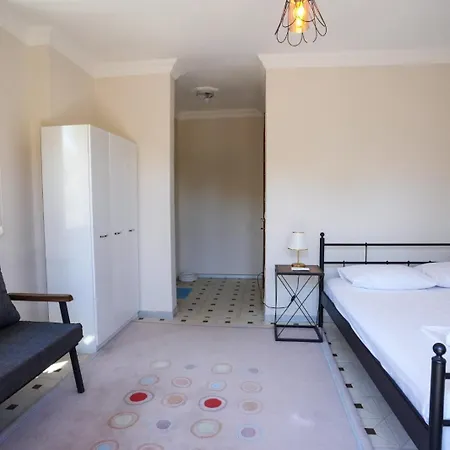 Oezguer Ortaca (Mugla)