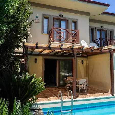 Oezguer * Ortaca (Mugla)